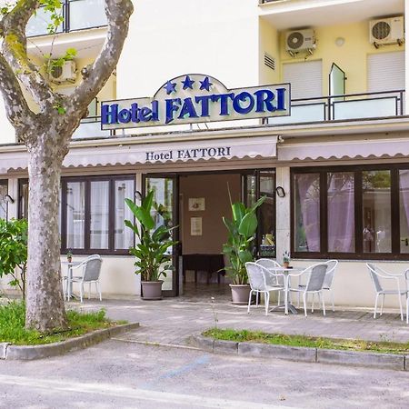 Hotel Fattori Cesenatico Kültér fotó