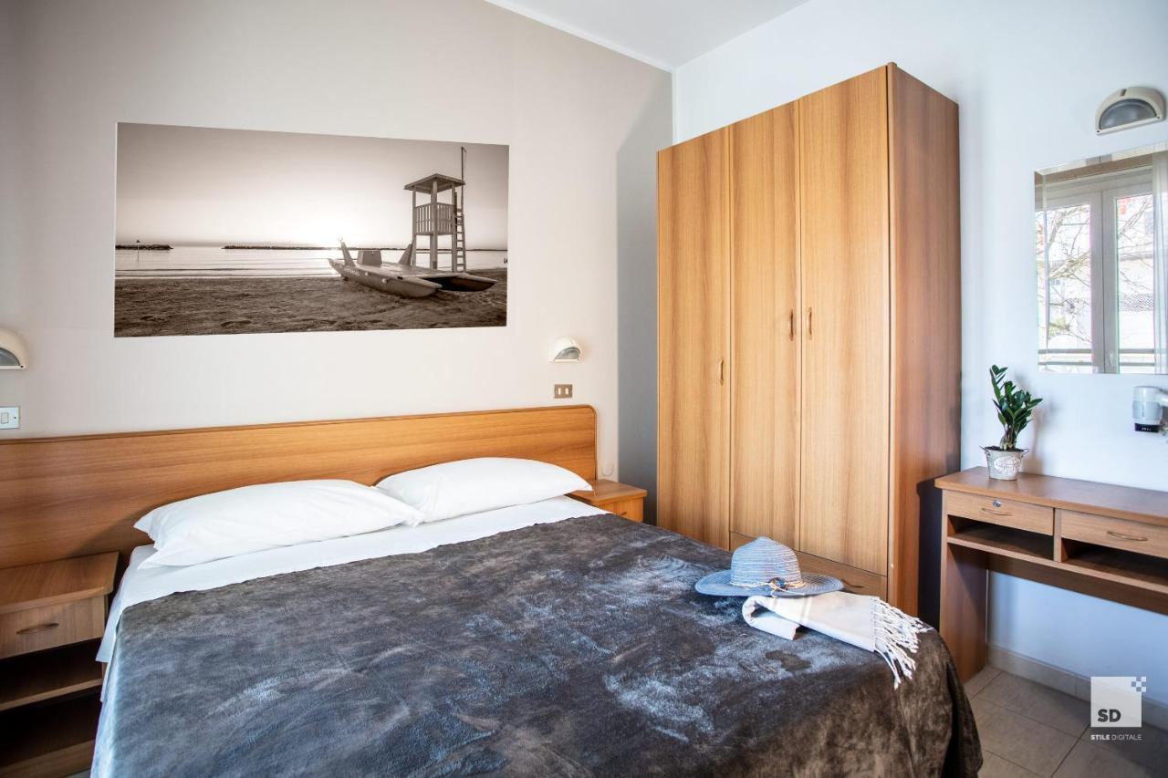 Hotel Fattori Cesenatico Kültér fotó