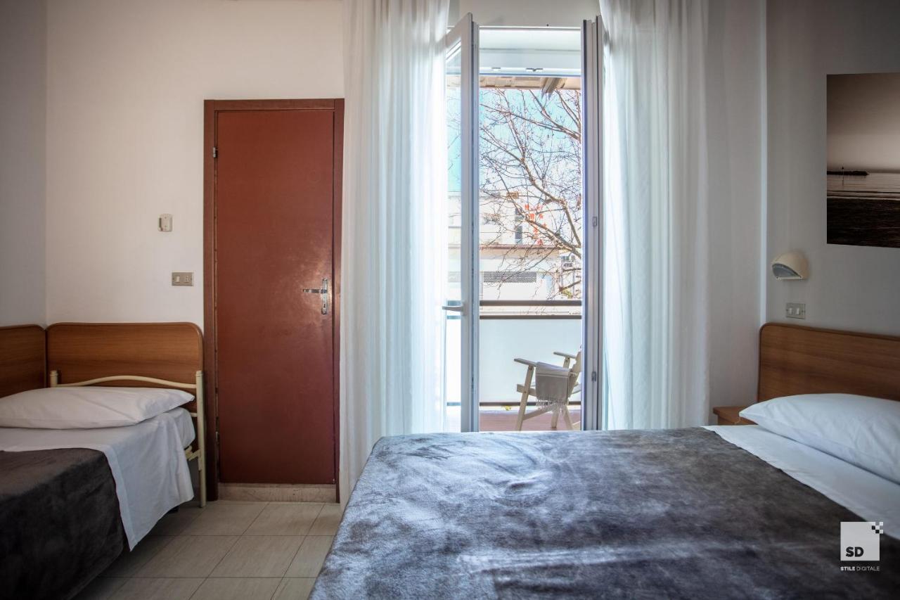 Hotel Fattori Cesenatico Kültér fotó