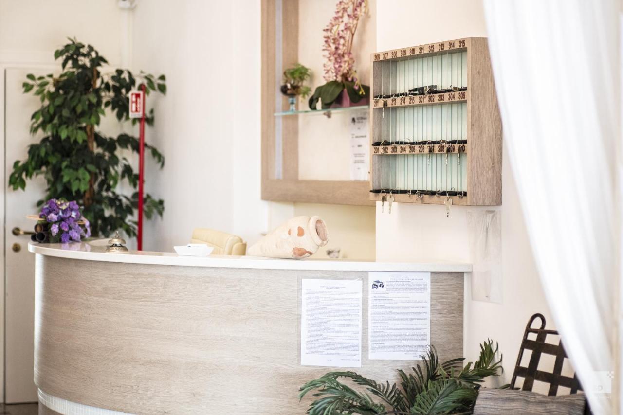 Hotel Fattori Cesenatico Kültér fotó