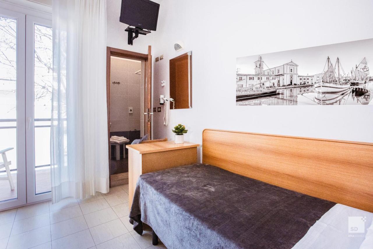Hotel Fattori Cesenatico Kültér fotó